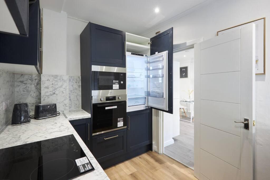 Butterbridge Apartment Londra Exterior foto